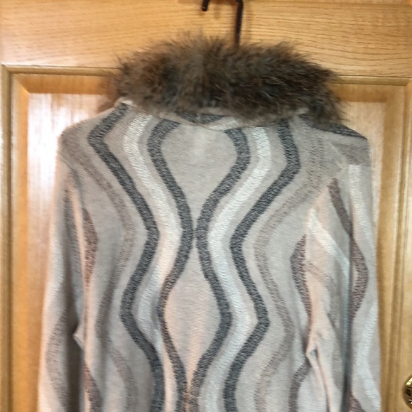 Chico’s long cardigan with removable faux fur collar. Size 1. - Picture 5 of 10